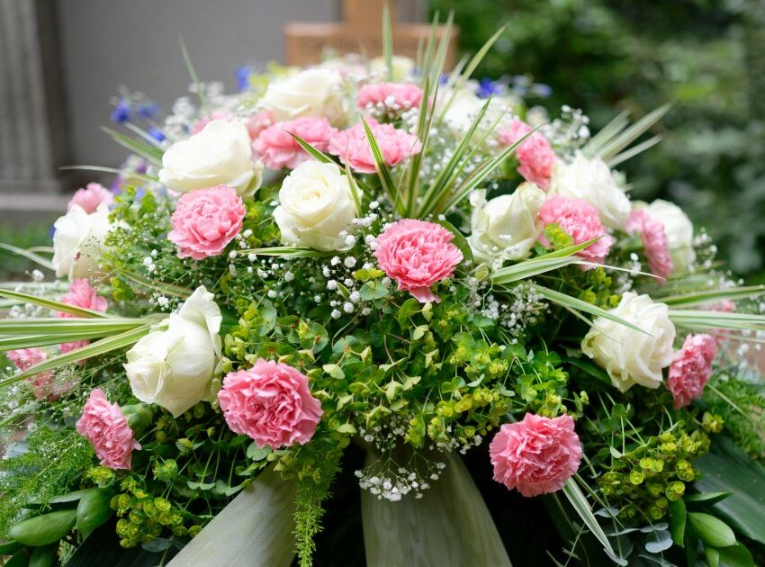 kwiaty na pogrzeb bliskiej osoby